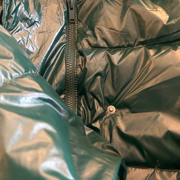 AND190 Green puffed jacket 100% polyester perfect for weekend wear I’m ready to - Picture 5 of 6